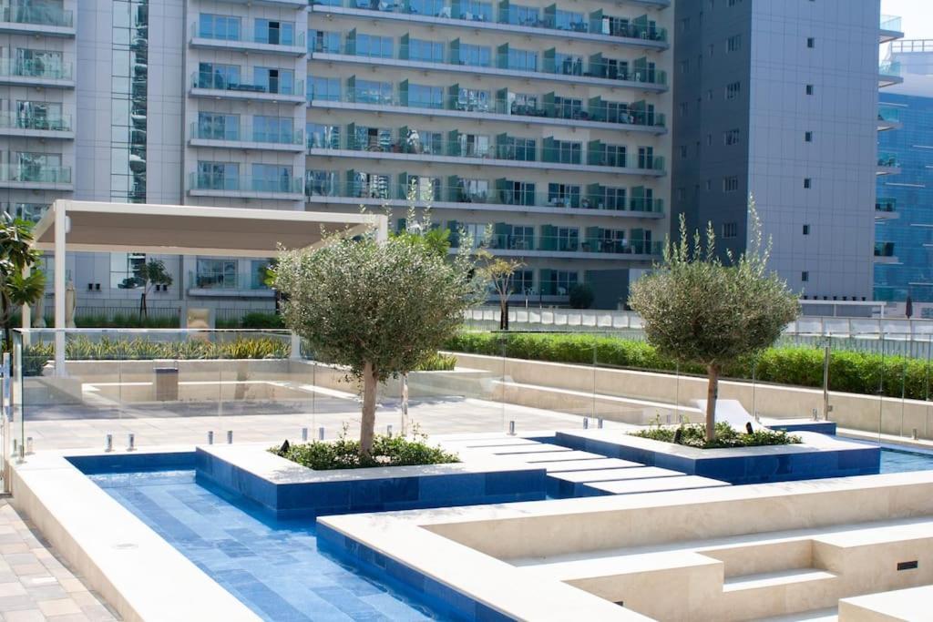 Vera Residences By Damac I 1Br Luxury Aparthotel Dubaï Extérieur photo
